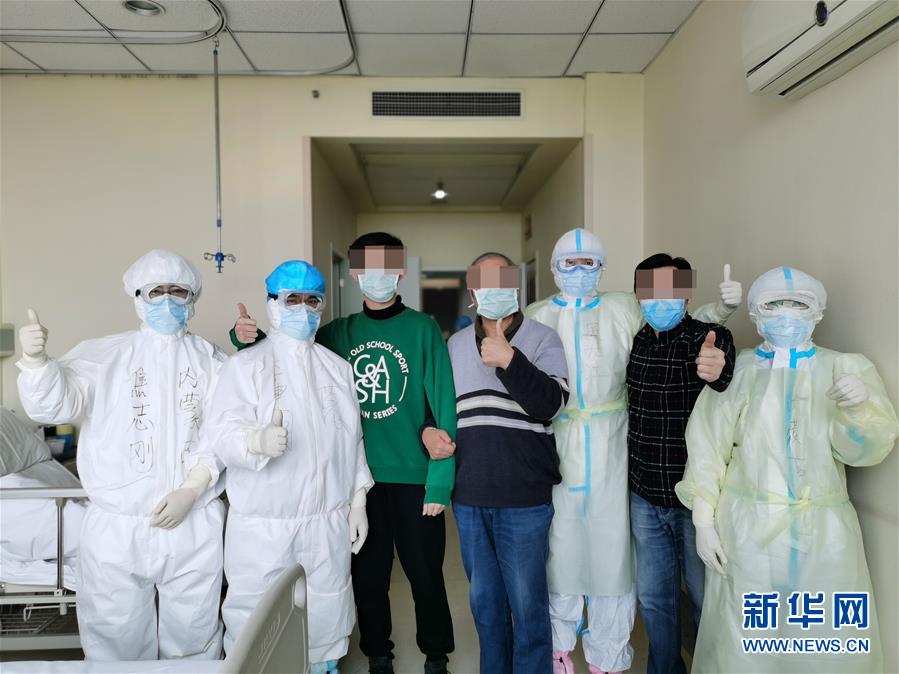 （聚焦疫情防控·圖文互動(dòng)）（2）重癥醫(yī)生王洪亮：“沖在前，守到底”