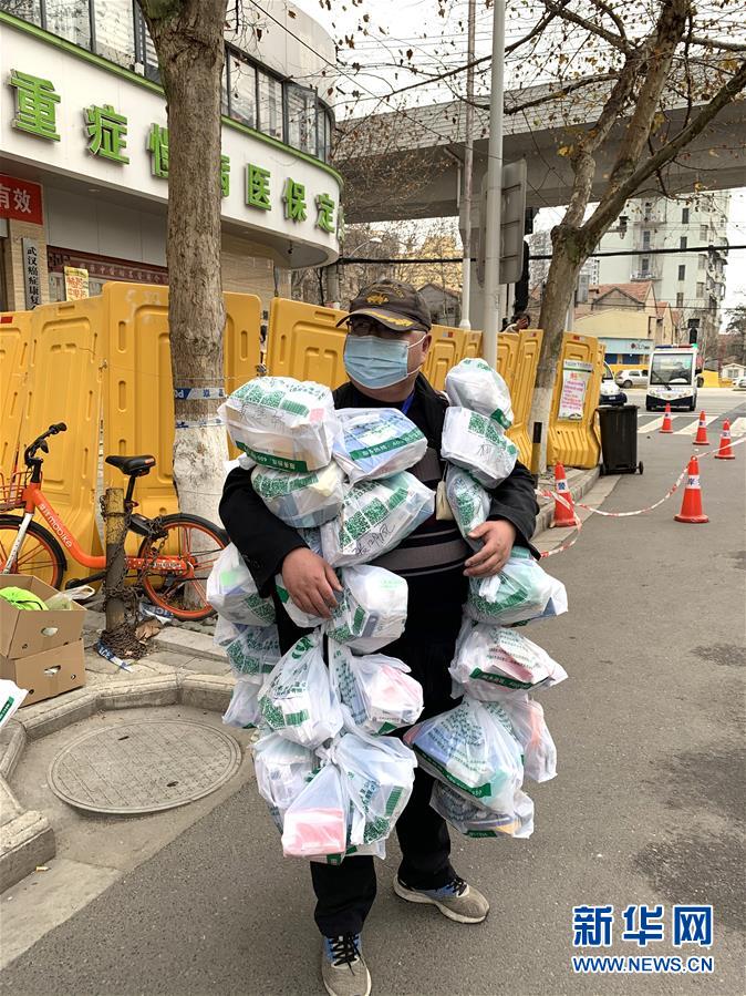 （新華全媒頭條·習近平致敬的戰“疫”英雄·武漢人民篇·圖文互動）（8）壯哉，大武漢——獻給英雄的武漢人民