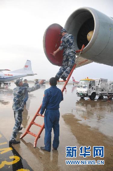 （搜尋馬航370航班·圖文互動(dòng)）（6）中國(guó)空軍3架運(yùn)輸機(jī)抵達(dá)馬來西亞 將展開海外搜救行動(dòng) 