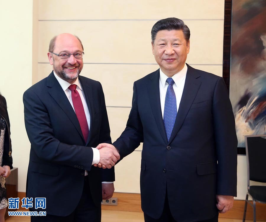 7月6日，國(guó)家主席習(xí)近平在柏林會(huì)見(jiàn)德國(guó)社會(huì)民主黨主席舒爾茨。新華社記者 姚大偉 攝